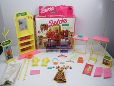 MATTEL BARBIE BOUTIQUE UNITED COLORS OF BENETTON vintage anni 90 negozio vestiti