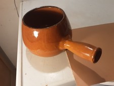 VECCHISSIMA PENTOLA IN COCCIO SMALTATO IN OTTIMO STATO DIMENSIONI 10X23X11 CM