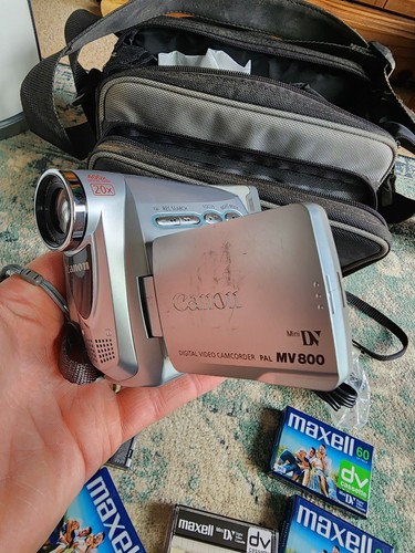 Canon mv800 minidv videocamera - canon,