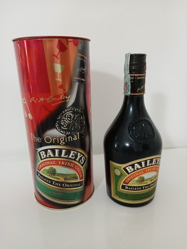 Bottiglia liquore baileys - bottiglia,