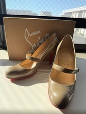 Rare décolleté Christian