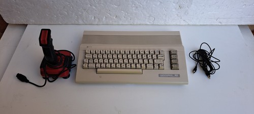 Commodore console retrò - 64,