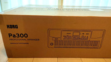 Korg PA300 Tastiera Arranger Professionale 61 Tasti con Altoparlante...