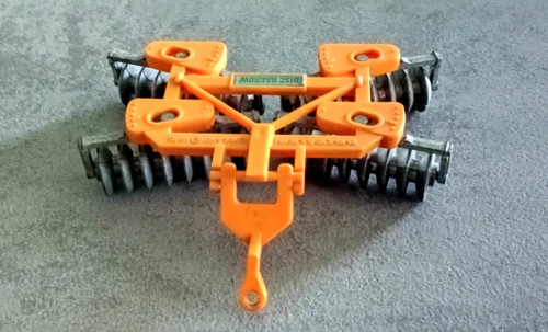 Britains disc harrow - britains,