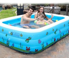 Piscina bambini azzurra con