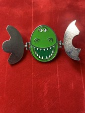 Disney pins HKDL Easter Egg