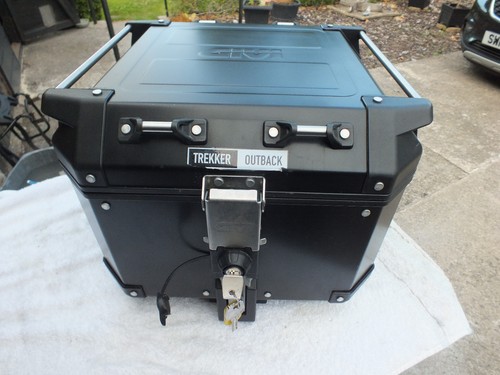 Top box givi - givi, outback