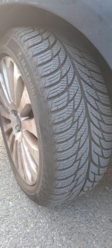 Gomme auto 205 quasi - gomme,