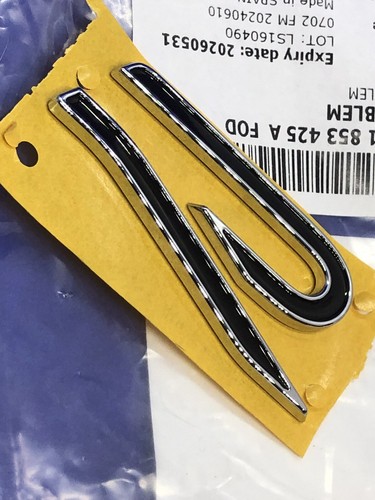 Logo noir line calandre - logo, r-line