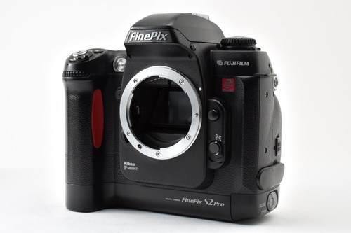 Read fujifilm finepix pro - s2,