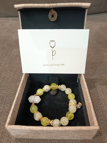 Bracciale con perline fatto - , a