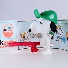 Snoopy - Peanuts Kinder Figure