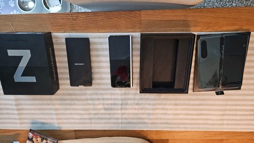 Samsung galaxy fold3 5g - galaxy,