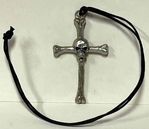 Collana con ciondolo grande