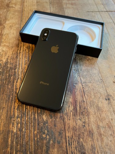 Iphone 64gb black - iphone,