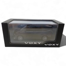 Toyota Sparkling Black Pearl Crystal Shine 1/30 Voxy Mini Auto