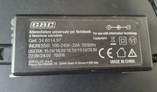 alimentatore universale per notebook a tensione variabile