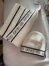 Cappello E Sciarpa Liu Jo