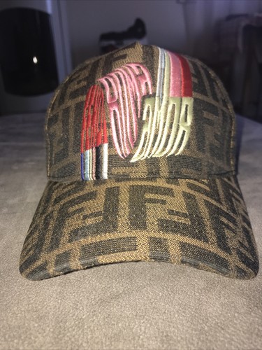 Cappello fendi roma - cappello,