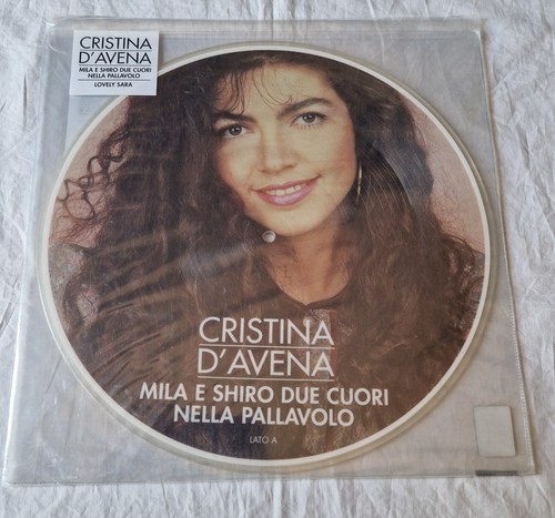 Cristina avena mila - cristina, shiro