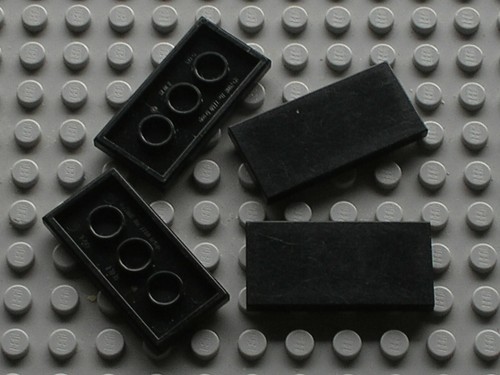 Lego black tile 2x4 - x,