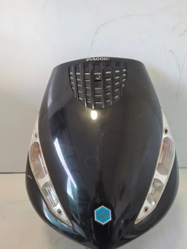Carenatura anteriore piaggio - anteriore,