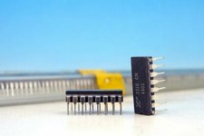 2 x XR2216CN CERAMICA