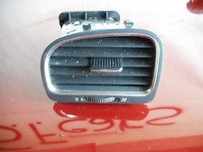 BOCCHETTTA DI AERAZIONE FRONTALE SX VW GOLF 6°SERIE 08-12 COD 5K0819709