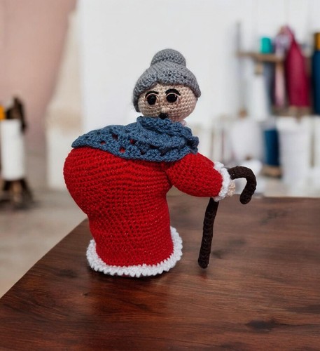Amigurumi nonna puntaspilli - nonna,