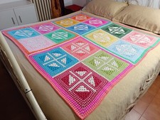 OFFERTA SPECIALE-Copertina tipo Plaid lavorata a mano all' uncinetto