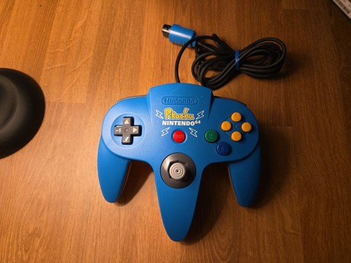 Nintendo controller pikachu - controller,