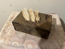 Dybbuk box nude - box-, winged