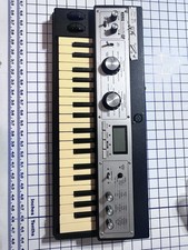 KORG microKORG XL Sintetizzatore Tastiera Vocoder *No Mic*