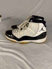 Taglia 11 - Jordan 11 Retro
