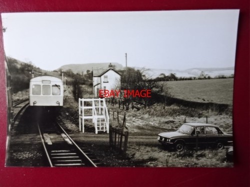 Photo unidntifed dmu passing - photo,