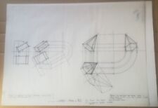 UNA TAVOLA DI DISEGNO TECNICO