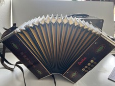 Fisarmonica HOHNER Erika in