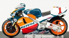 Honda NSR500 Michael Doohan 1998 Scala 1:24 Campione del Mondo Classe 500 HRC #1