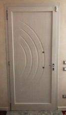 Set serramenti in alluminio Taglio Termico finitura legno bianco, porta blindata