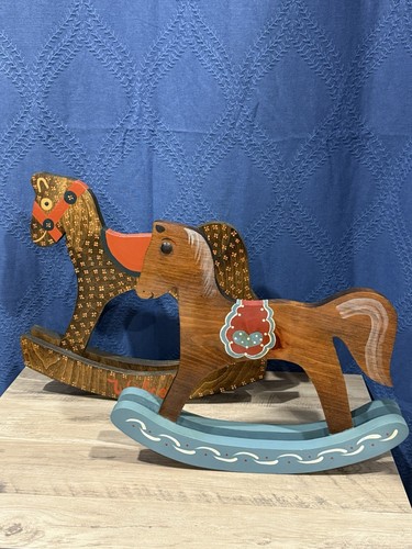 Cavalli dondolo primitivi - a,