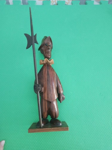 Legno scultura guardia