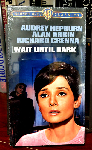 Warner bros wait until dark - warner,