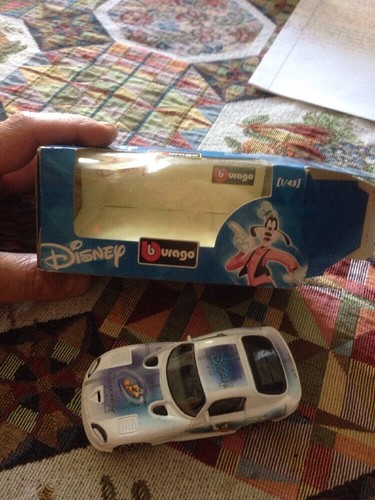 Auto burago metallo new disney - burago,