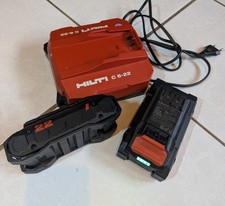 Lot hilti chargeur  C 6-22 + 2