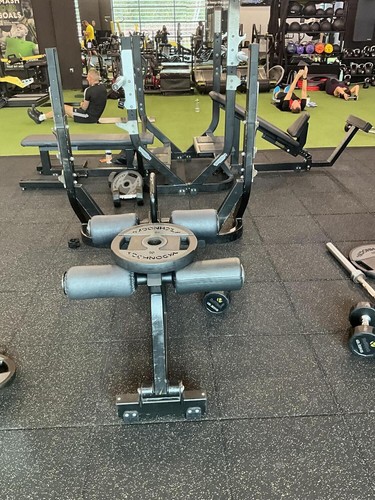 Technogym panca per - per, declino