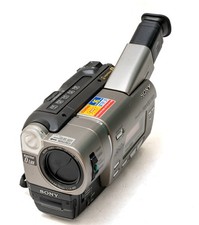 Videocamera Sony Handycam CCD-TR617E PAL 8mm Video8 XR 360X Video Camera