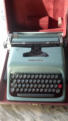 Macchina scrivere olivetti - scrivere,
