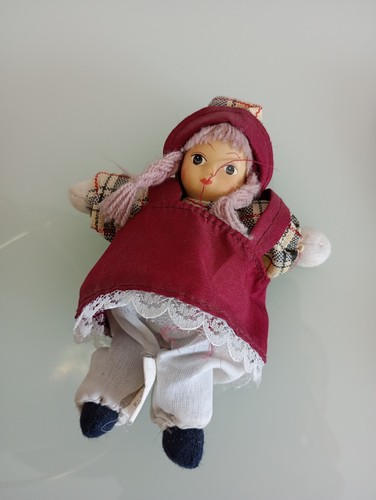 Bambola doll porcellana
