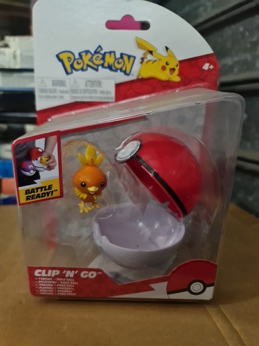 Pokemon battle action - pokemon,