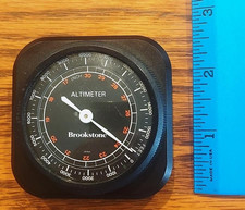 Brookstone Altimetro M